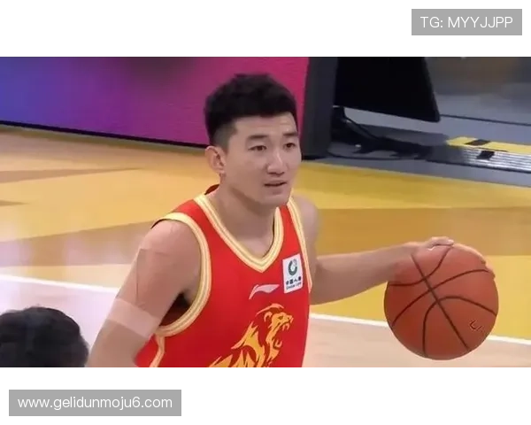 孙铭徽复出低迷末节被弃提前认输